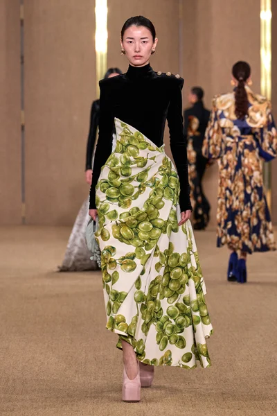 Look 36
